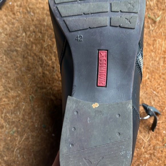 Black soft leather ankle boots waterproof - DAROCA
PIKOLINOS - Picture 2 of 4